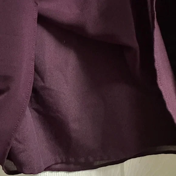 Calvin Klein V-Neck Blouse, Large - Picture 6 of 6